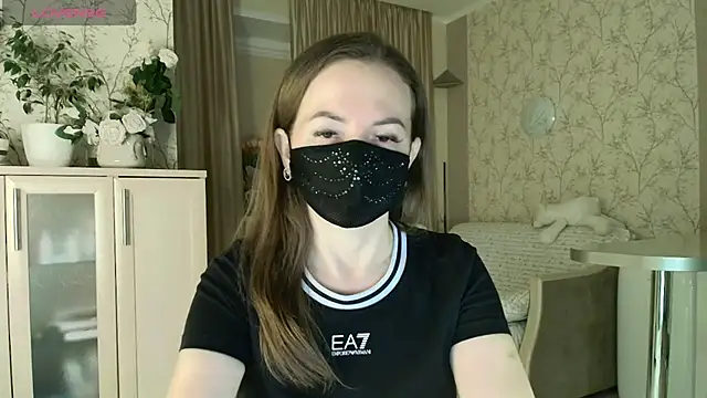 MilfeaN online show from 03-09-26, 06:22