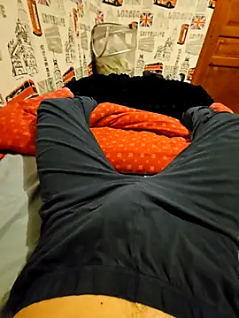 Azerty0911 online show from 11-27-25, 08:09