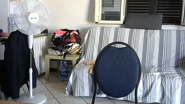 Snapshot of alkro63 chatting on 06-24-26, 05:06 alkro63 online show from 06-24-26, 05:06