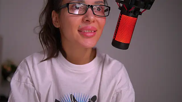 Snapshot of Mila_May_ chatting on 01-27-25, 01:59 Mila May  online show from 01-27-25, 01:59