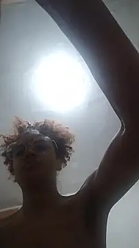 Emanuelle manu online show from 11-30-25, 07:20