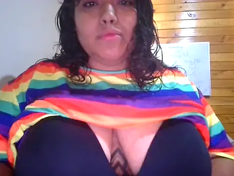Snapshot of missaaprilv chatting on 02-15-25, 06:55 missaaprilv online show from 02-15-25, 06:55