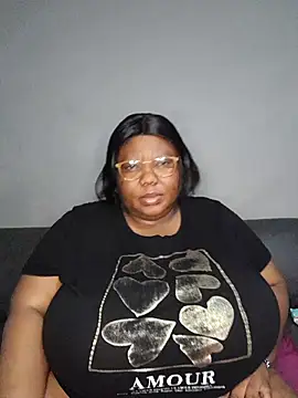 DAIRYBELLELIZxx online show from 07-26-26, 03:24