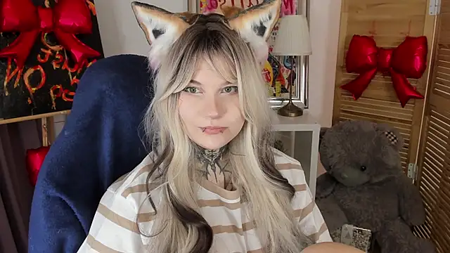 Snapshot of mekurisu chatting on 02-26-26, 01:27 mekurisu online show from 02-26-26, 01:27