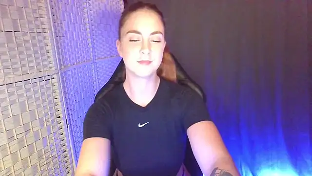 KayleyxEmily online show from 11-03-25, 09:07