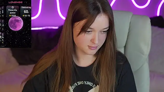 Snapshot of DonnaLustt chatting on 11-04-25, 09:07 DonnaLustt online show from 11-04-25, 09:07