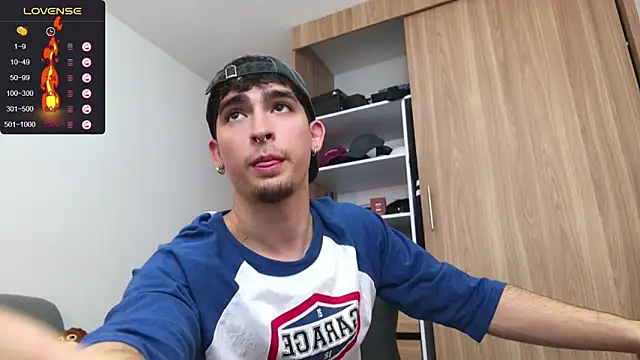 zenn rush1 online show from 12-24-24, 12:33