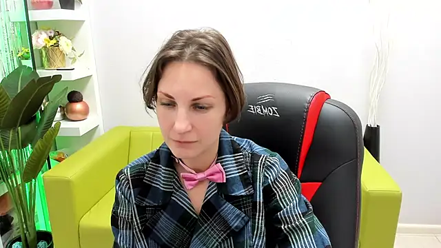 Snapshot of AuroraScript chatting on 01-23-25, 01:30 AuroraScript online show from 01-23-25, 01:30