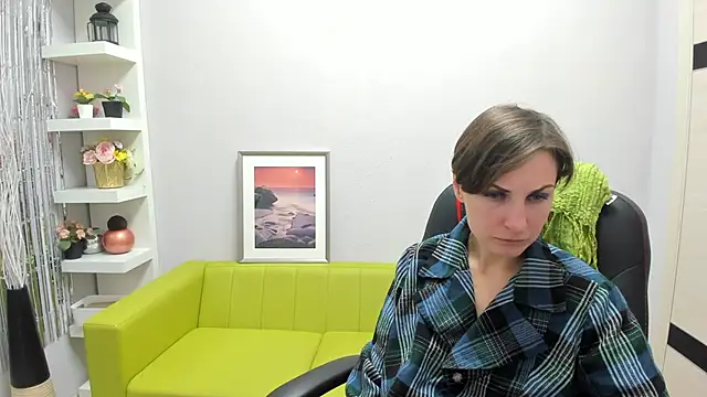 Snapshot of AuroraScript chatting on 02-26-25, 03:32 AuroraScript online show from 02-26-25, 03:32