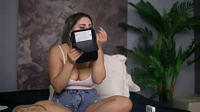 AudreySosa online show from 11-18-25, 10:02