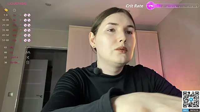 Snapshot of Maria_Bowie chatting on 10-04-25, 07:32 Maria Bowie online show from 10-04-25, 07:32