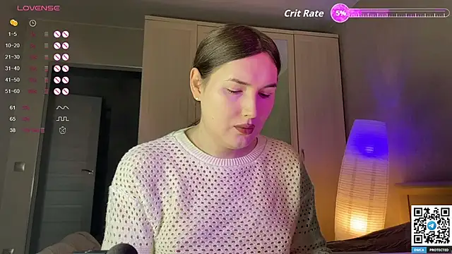 Maria Bowie online show from 10-24-25, 08:02