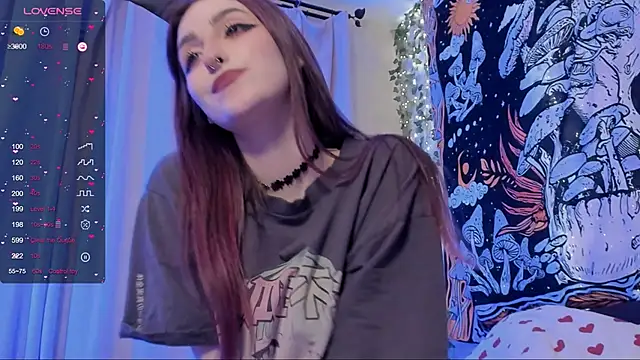 Snapshot of kissthasky chatting on 12-13-24, 09:09 kissthasky online show from 12-13-24, 09:09