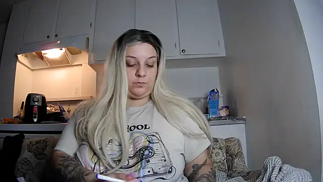 Snapshot of Lilithsincity chatting on 12-03-24, 04:10 Lilithsincity online show from 12-03-24, 04:10