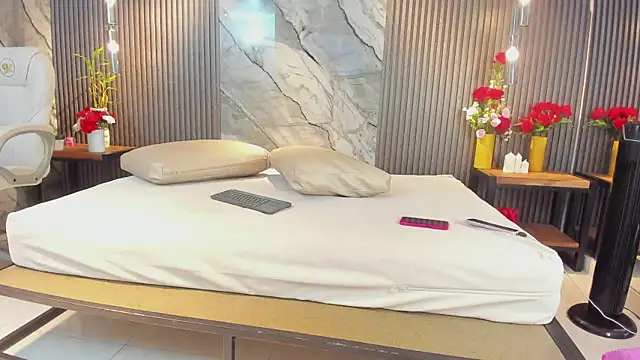 julietha taylor online show from 02-25-26, 02:34