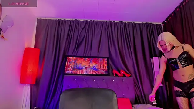 Gabyqueen70 online show from 11-08-25, 03:10