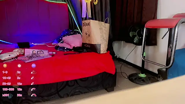 Gabyqueen70 online show from 02-16-26, 03:05