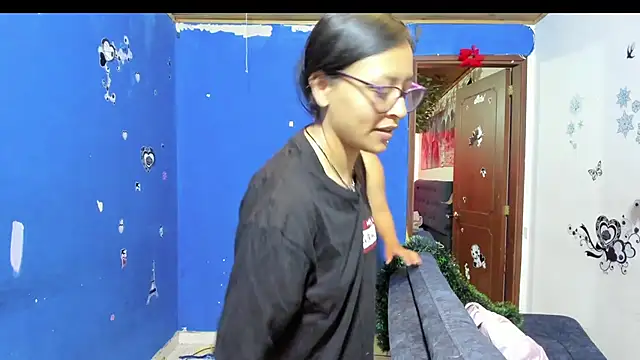 Snapshot of Luna_Star_Sl chatting on 02-13-25, 01:05 Luna Star Sl online show from 02-13-25, 01:05