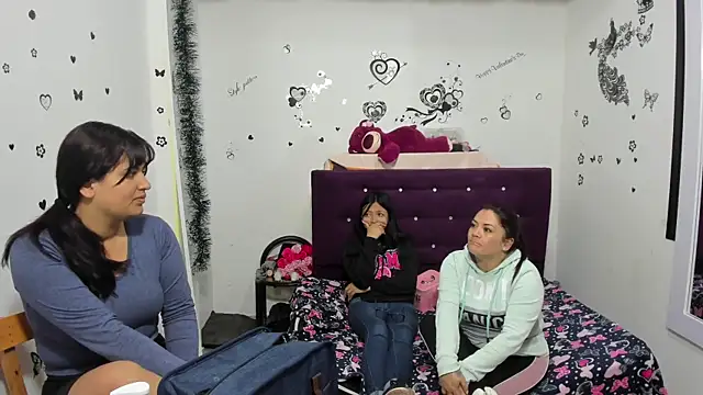 Snapshot of Luna_Star_Sl chatting on 01-18-25, 12:26 Luna Star Sl online show from 01-18-25, 12:26