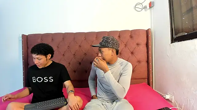 boys yourparty online show from 12-04-25, 01:21