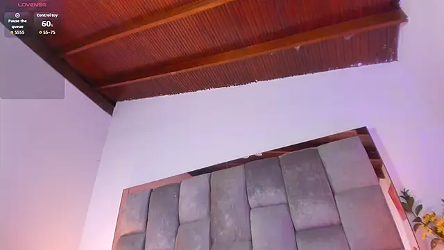 lil hanna18 online show from 11-29-25, 11:43