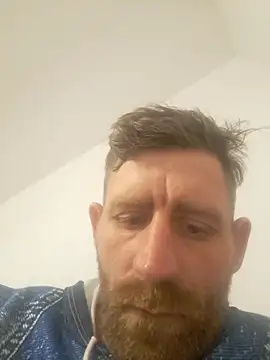 Snapshot of benalexa1992 chatting on 03-24-26, 08:31 benalexa1992 online show from 03-24-26, 08:31