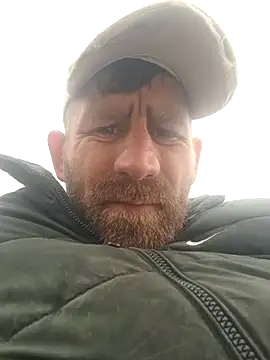 Snapshot of benalexa1992 chatting on 03-27-26, 10:27 benalexa1992 online show from 03-27-26, 10:27