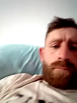 Snapshot of benalexa1992 chatting on 04-08-26, 04:08 benalexa1992 online show from 04-08-26, 04:08