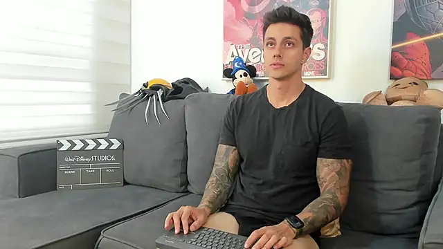 JeanBroc online show from 01-11-26, 07:32