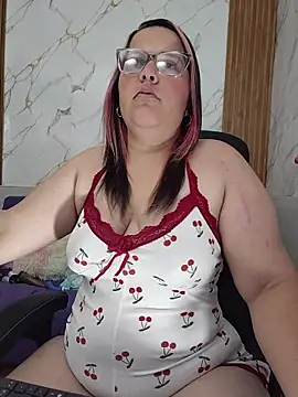 Snapshot of kiara_scottt chatting on 07-26-26, 08:32 kiara scottt online show from 07-26-26, 08:32