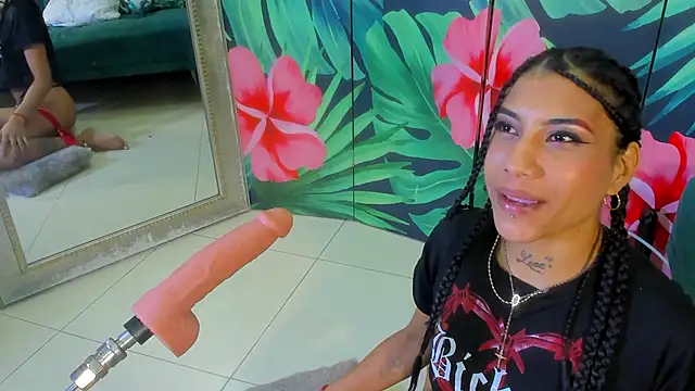 Snapshot of Mieldeluna chatting on 09-08-25, 09:25 Mieldeluna online show from 09-08-25, 09:25