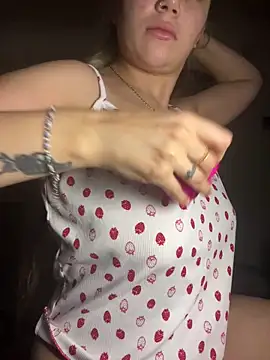 Snapshot of PEACHY439 chatting on 02-23-26, 06:25 PEACHY439 online show from 02-23-26, 06:25