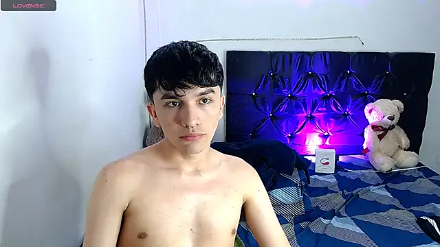 benji hoter online show from 11-17-25, 10:25