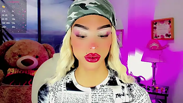 Snapshot of dollswit01 chatting on 02-03-25, 09:50 dollswit01 online show from 02-03-25, 09:50