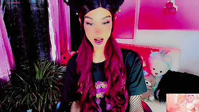 Snapshot of dollswit01 chatting on 02-28-26, 03:33 dollswit01 online show from 02-28-26, 03:33