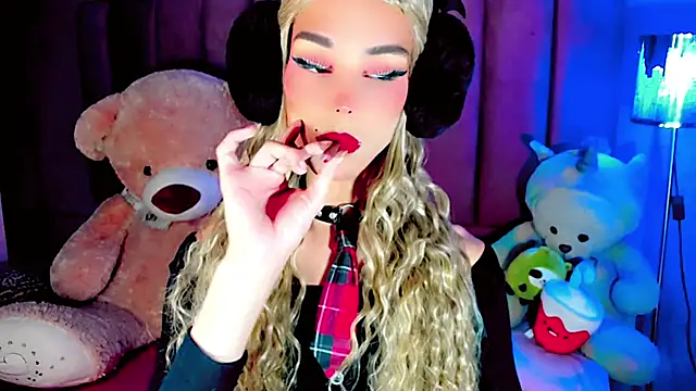 dollswit01 online show from 01-17-26, 03:48