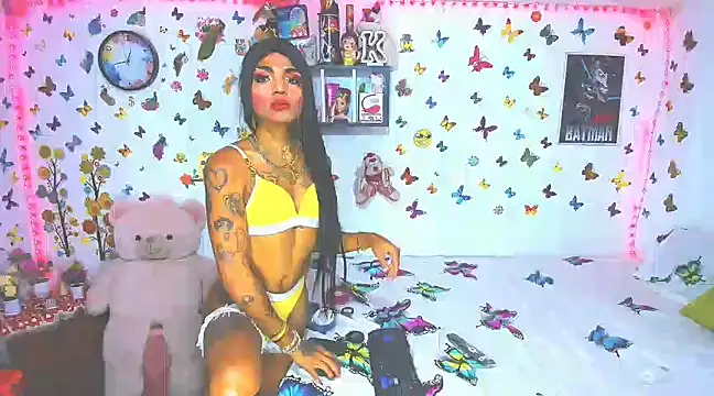 Snapshot of marianaoficial249701 chatting on 03-01-25, 01:40 marianaoficial249701 online show from 03-01-25, 01:40