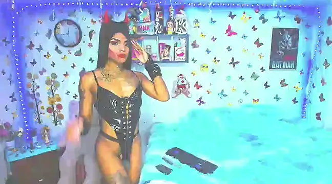 Snapshot of marianaoficial249701 chatting on 03-17-25, 01:39 marianaoficial249701 online show from 03-17-25, 01:39