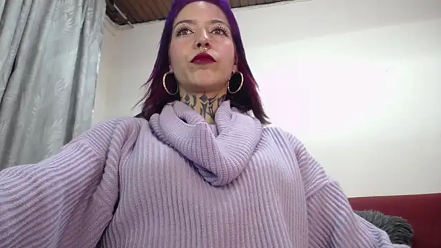 Snapshot of Scarllett_BDSM chatting on 04-10-26, 05:58 Scarllett BDSM online show from 04-10-26, 05:58