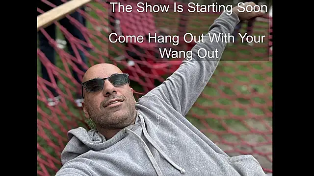 Snapshot of bear_russian_hunk chatting on 02-24-26, 02:18 bear russian hunk online show from 02-24-26, 02:18