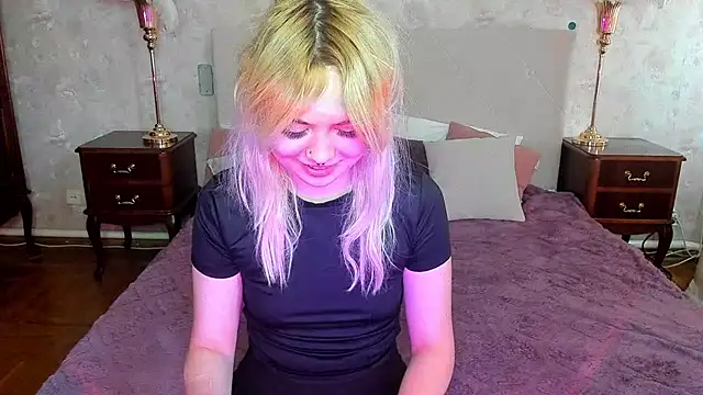 Iriska mini online show from 09-09-25, 07:51