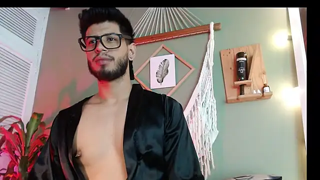 Colby brown03 online show from 11-23-25, 08:19