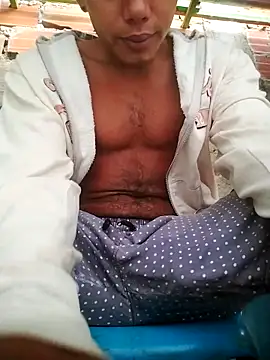 Snapshot of alex_candela chatting on 09-20-25, 11:26 alex candela online show from 09-20-25, 11:26