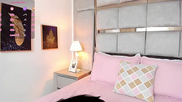 AmbarJensen online show from 03-16-25, 01:17