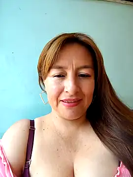 Snapshot of sussy_185 chatting on 01-17-25, 07:05 sussy 185 online show from 01-17-25, 07:05