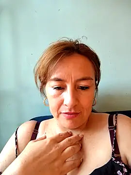 Snapshot of sussy_185 chatting on 01-21-25, 10:30 sussy 185 online show from 01-21-25, 10:30