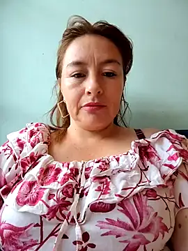 Snapshot of sussy_185 chatting on 01-29-25, 08:04 sussy 185 online show from 01-29-25, 08:04