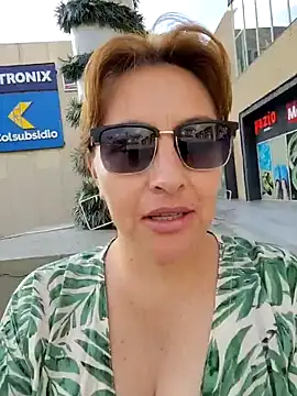 Snapshot of sussy_185 chatting on 12-20-24, 09:17 sussy 185 online show from 12-20-24, 09:17