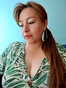 Snapshot of sussy_185 chatting on 01-20-25, 07:57 sussy 185 online show from 01-20-25, 07:57