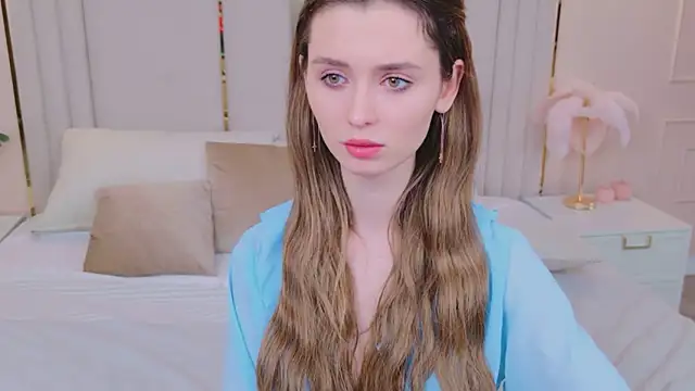 Snapshot of MarybethSnow chatting on 02-17-26, 05:32 MarybethSnow online show from 02-17-26, 05:32